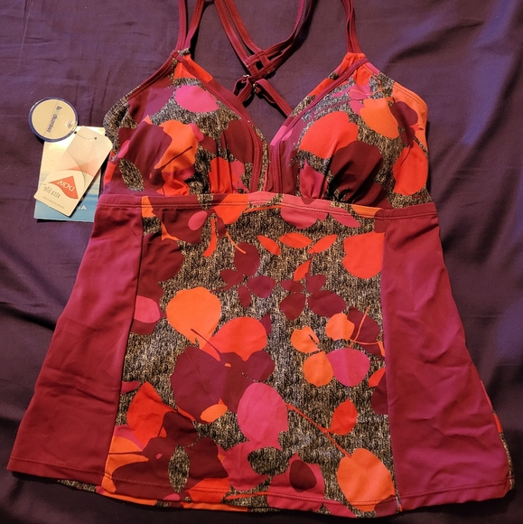 Swimsuits For All Aquabelle Tankini Top Sz 8 Floral Plunge with Strappy Back. - Picture 8 of 8
